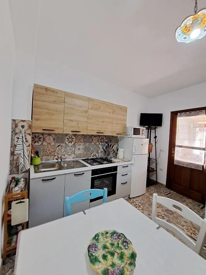 Sa Domu Antiga - Casa Indipendente In Centro Storico Apartment Tortoli 0*,  Italy