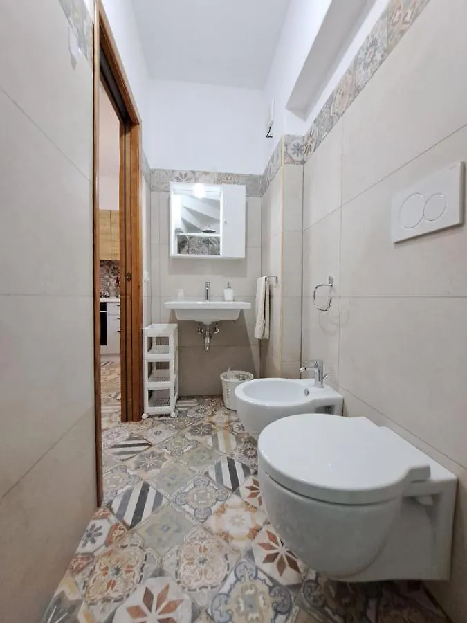 Sa Domu Antiga - Casa Indipendente In Centro Storico Apartment Tortoli
